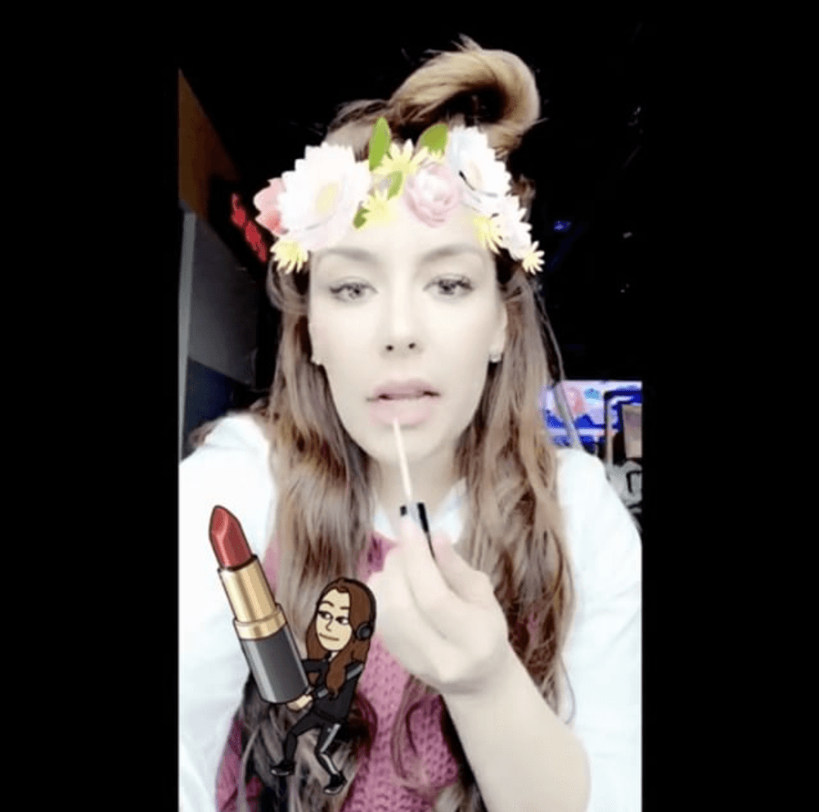 Evelyn también se divierte compartiendo divertidos tutoriales de makeup a través de sus redes sociales.