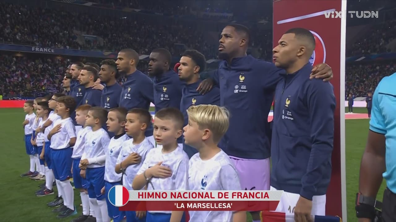 Se interpretan himnos de Gibraltar y Francia