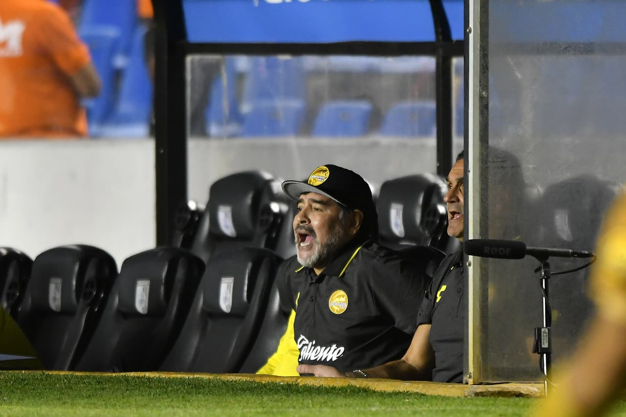 Cuando cayó el gol de su equipo, a los 88 minutos, un halo de esperanza parecía emerger en el Estadio La Corregidora, pero el tiempo que quedaba era poco.