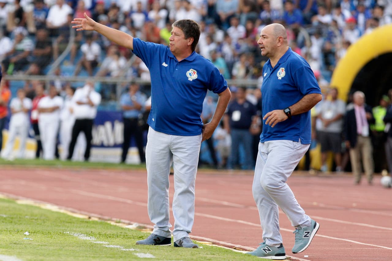 'Bolillo' disfruta de un triunfo muy valioso en el duelo de dos de los tres colombianos en el hexagonal de la Concacaf y ahora espera ratificar su buen momento al recibir a México en el estadio Rommel Fernández.