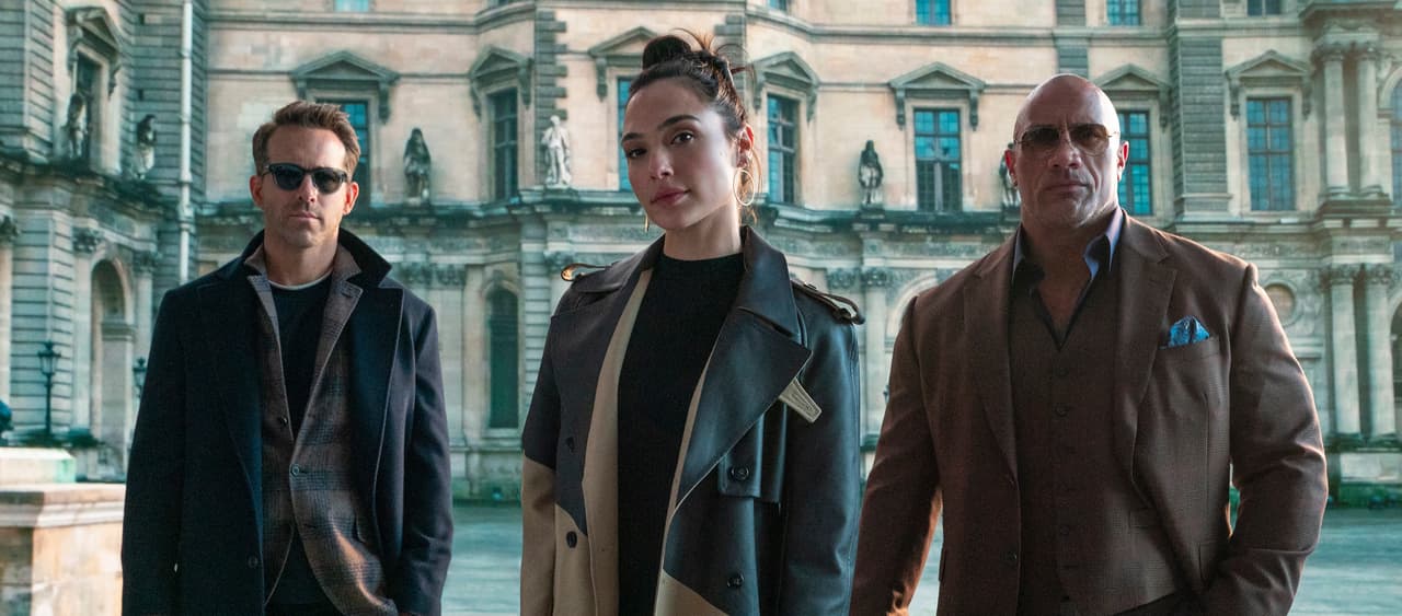 Las estrellas de la cinta son Ryan Reynolds, Gal Gadot y Dwayne Johnson.