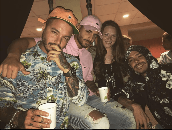 Los dos colombianos son buenos amigos y les gusta juntarse de repente a convivir. Aquí los vemos junto al dueto Jesse & Joy.