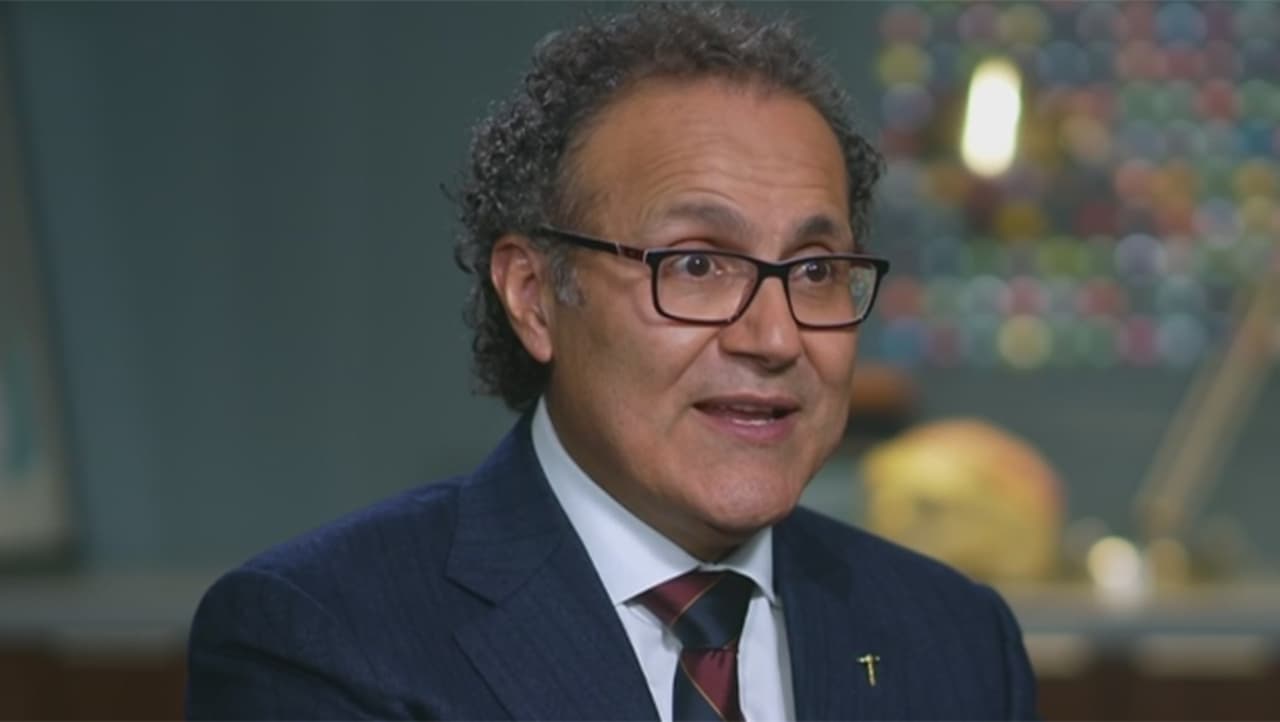 El Dr. Q recuerda cada paso que dio para "dejar de ser invisible en este país"