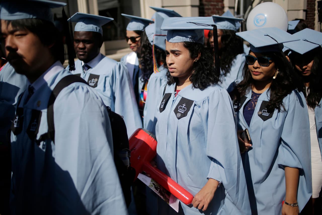 Obtener un título tiene beneficios tanto personales como sociales.