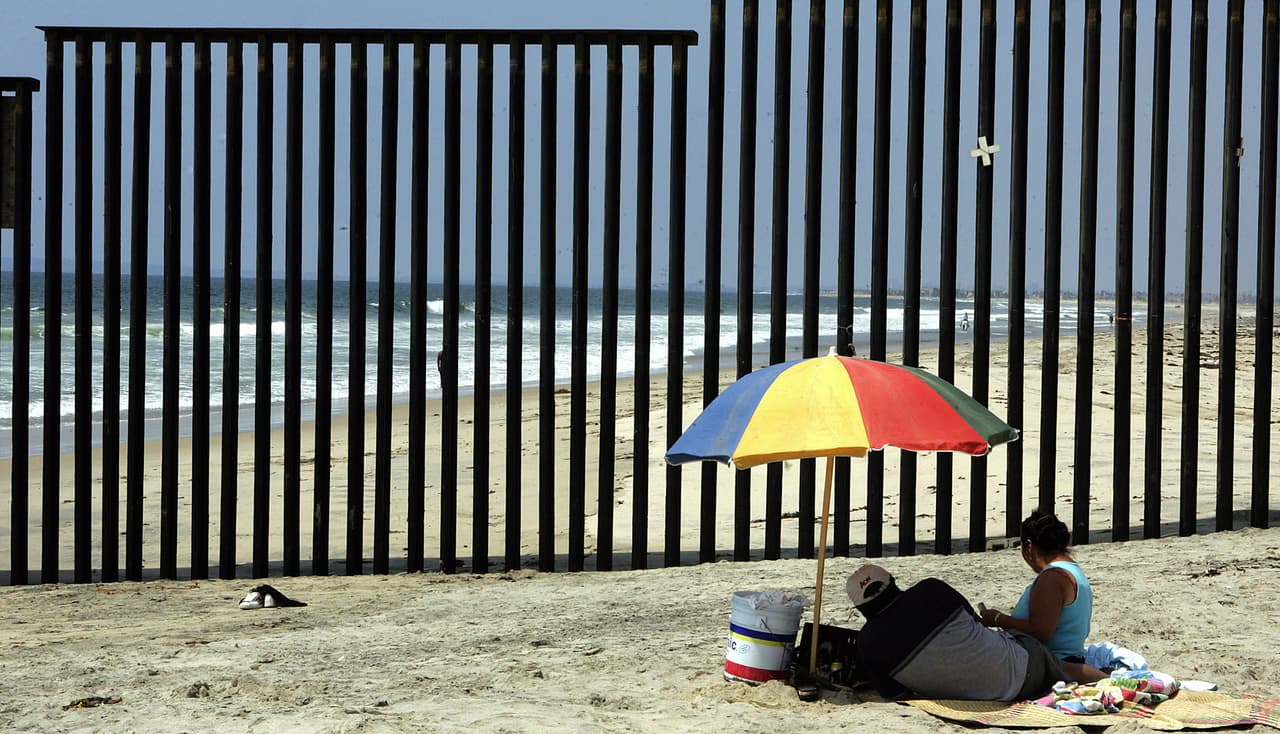 Algunos quieren ‘embellecer’ el muro, pero estos arquitectos creen que es una pésima idea