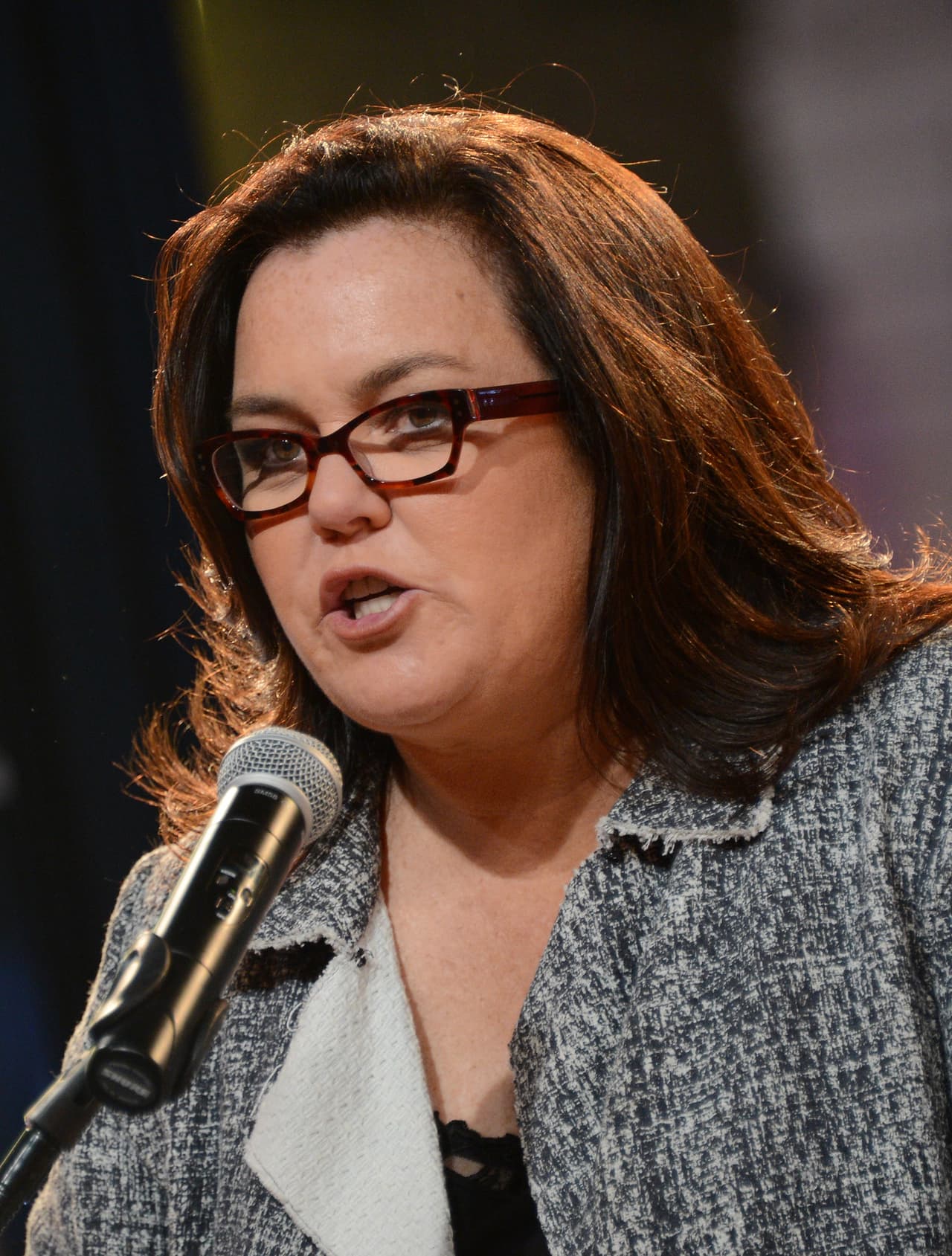 También reveló que tiene un historial delictivo.