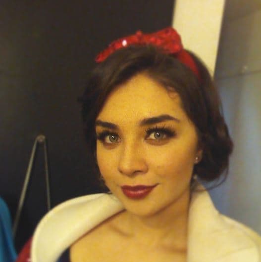 También estelarizó la obra teatral 'Blanca Nieves, el musical'.