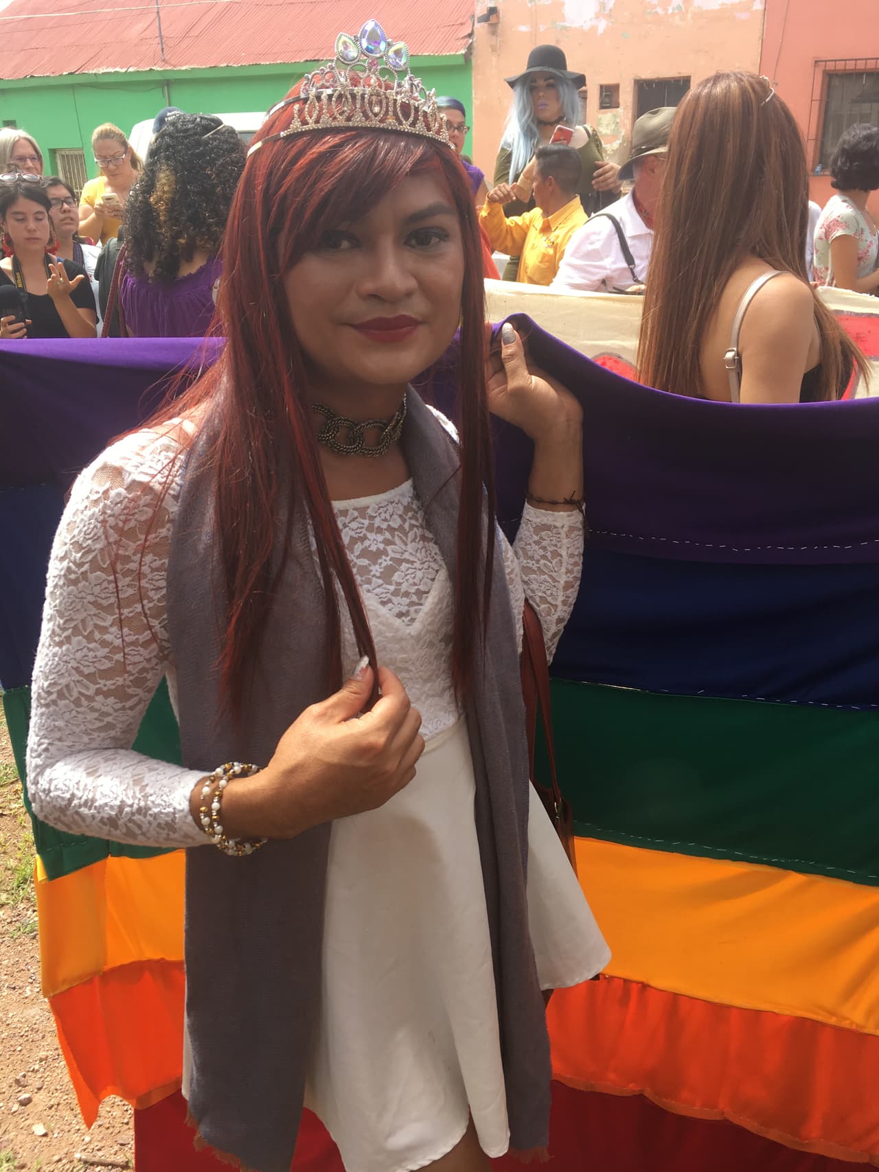 Vienen viajando desde México en caravana y poco a poco se han ido juntando, comenzaron en el estado de Tabasco y luego pasaron a la Ciudad de México y Saltillo.