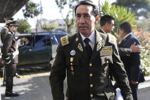 Añadió que "habrá que ver si el gobierno tiene capacidad, sagacidad y estrategias diferentes para lograr el proceso de reconstitución de la confianza de la sociedad civil en la policía, cuya imagen y profesionalismo quedaron seriamente lesionados".