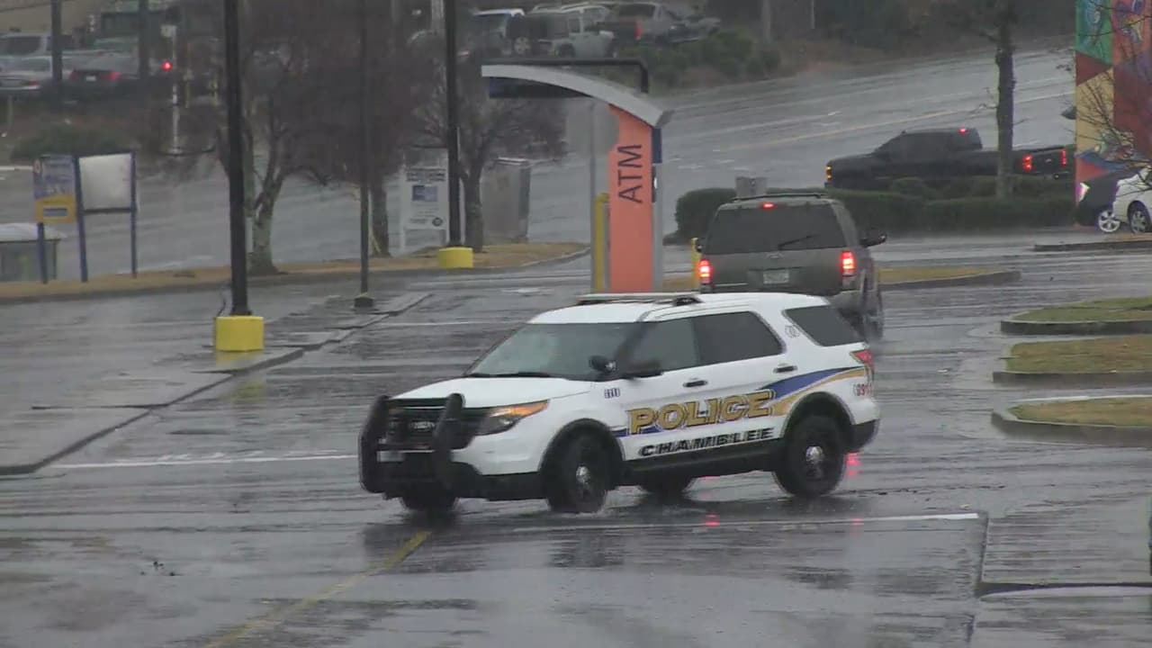 Un hombre de Texas muere por herida de bala en las inmediaciones de Plaza Fiesta este fin de semana 