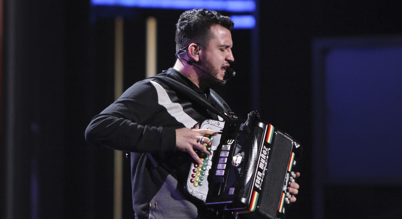 Edén y su agrupación se han vuelto más famosos gracias a su canción 'Contigo'.