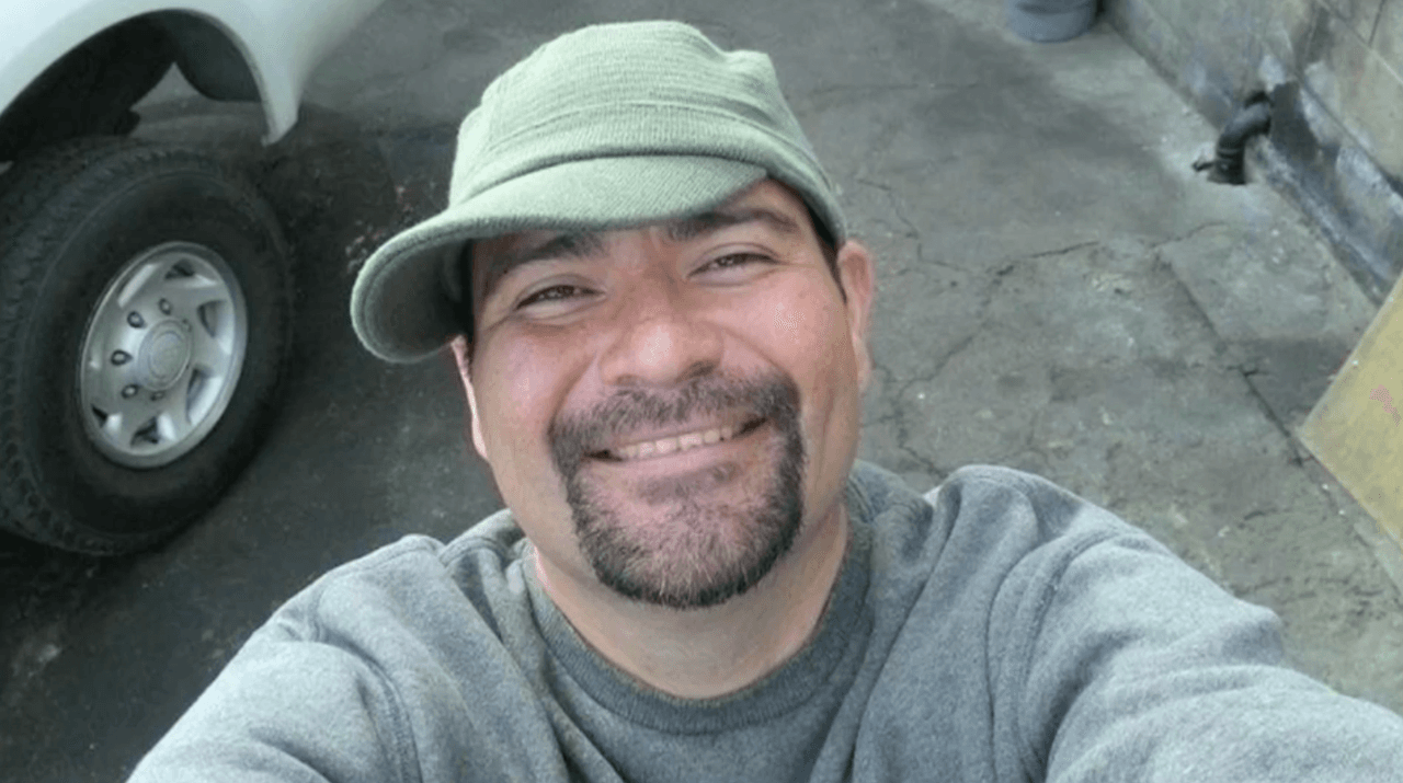 El viernes 26 de abril, Ángel Rosas, hispano de 38 años, intentó parar una pelea y recibió dos disparos que le provocaron la muerte.