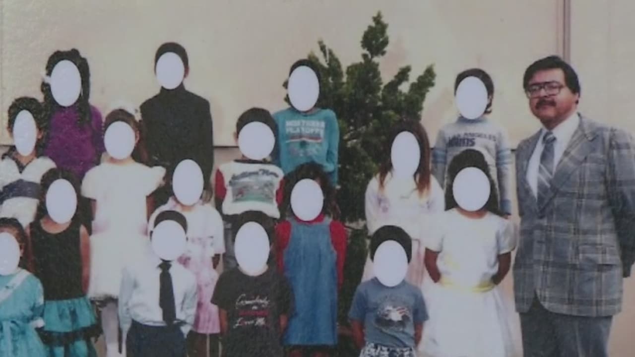 Aumentan las denuncias por abuso sexual de un maestro de primaria en Los Ángeles