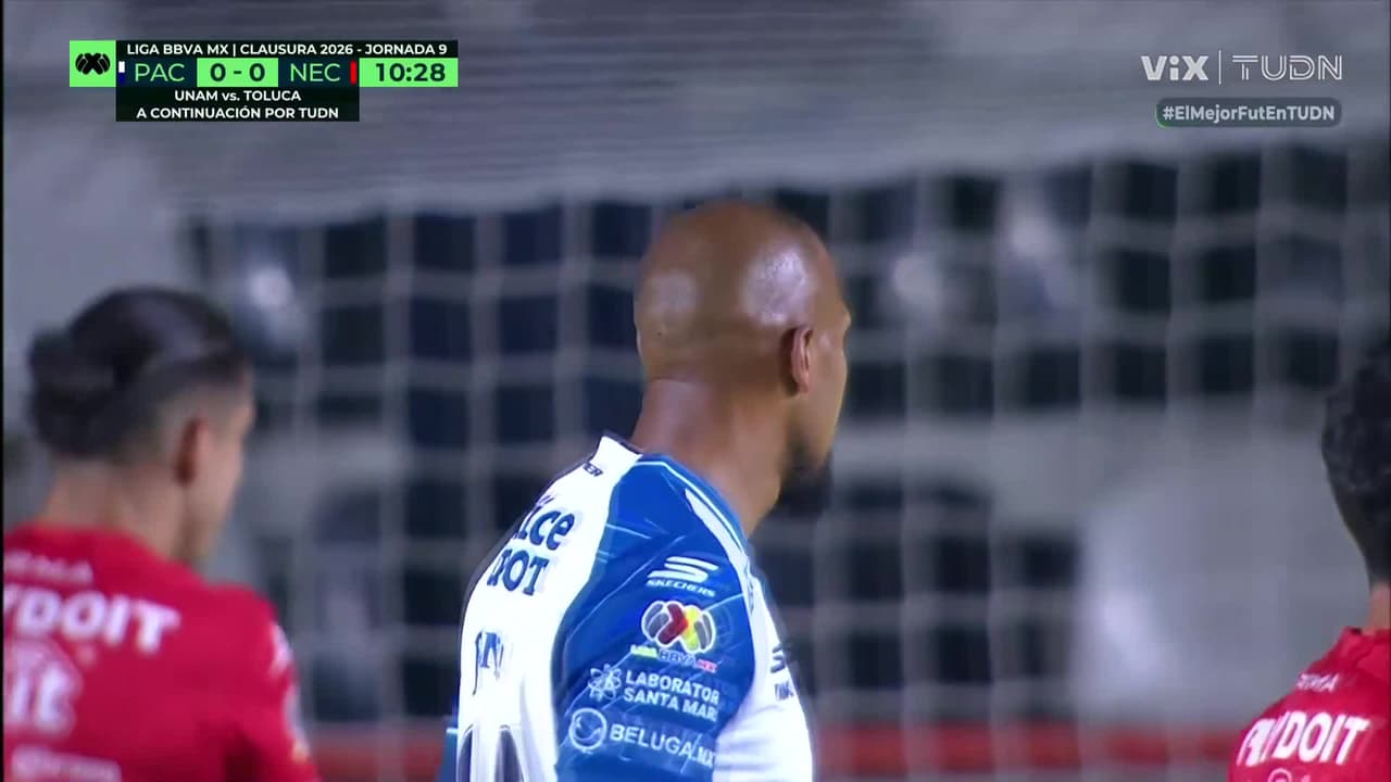 ¡Gran combinación de los Tuzos! ¡Salomón Rondón manda la pelota desviada!