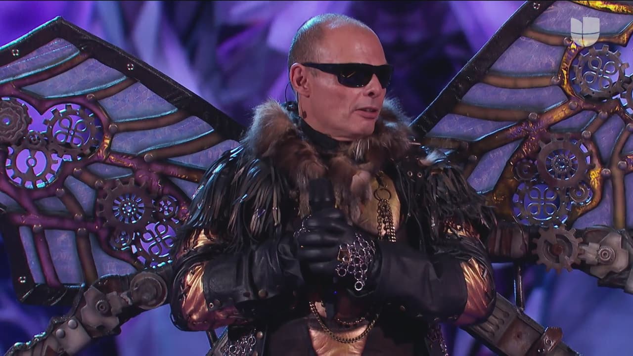 Para su sorpresa el personaje misterioso fue el cantante Claudio Yarto, vocalista del grupo Caló.