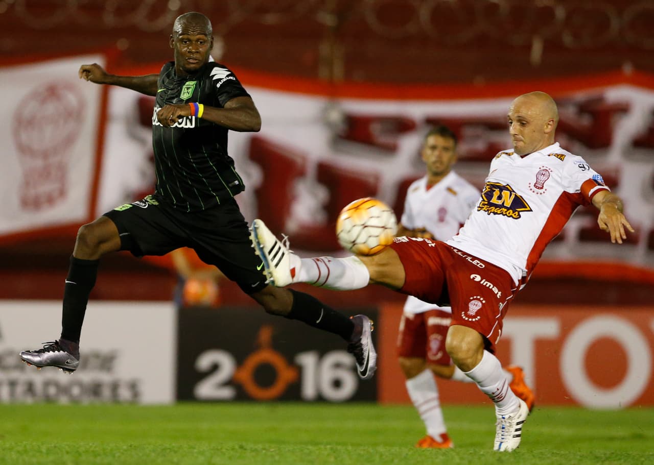 Huracán y Atlético Nacional no se hacen daño en su primer duelo de octavos de final