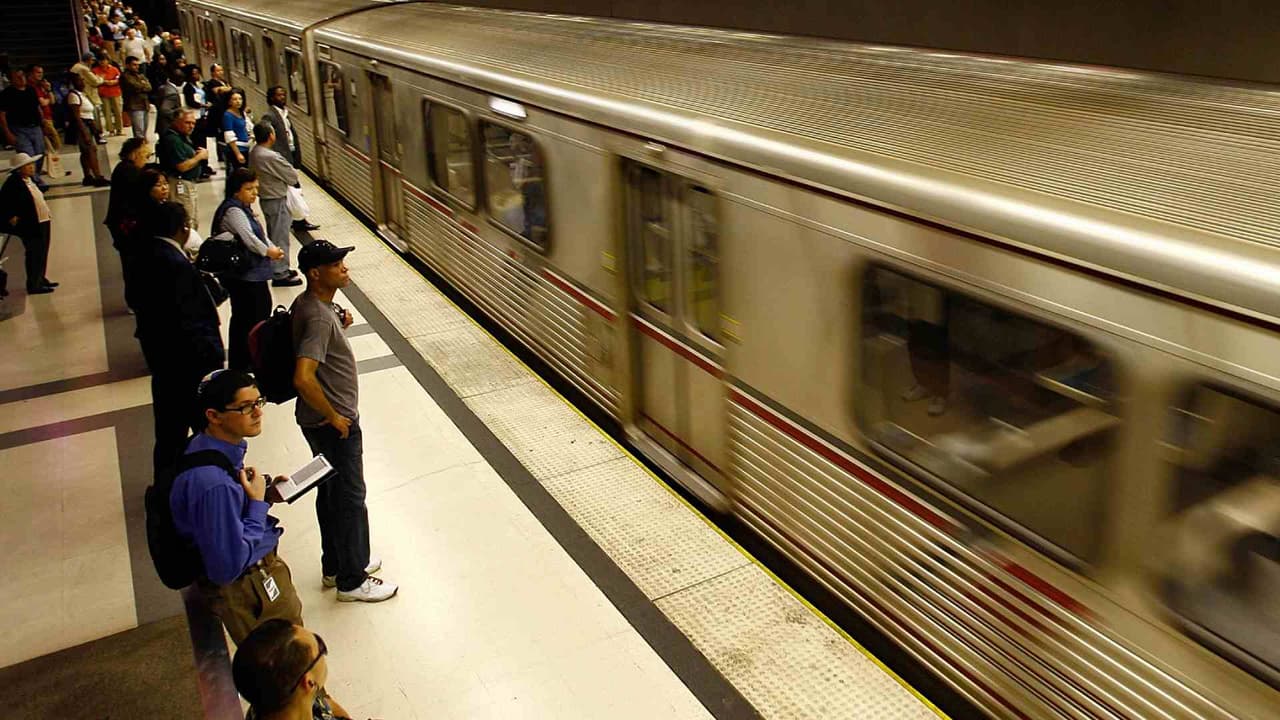 Metro presenta nuevo sistema de detección de armas: las noticias más importantes del día en dos minutos