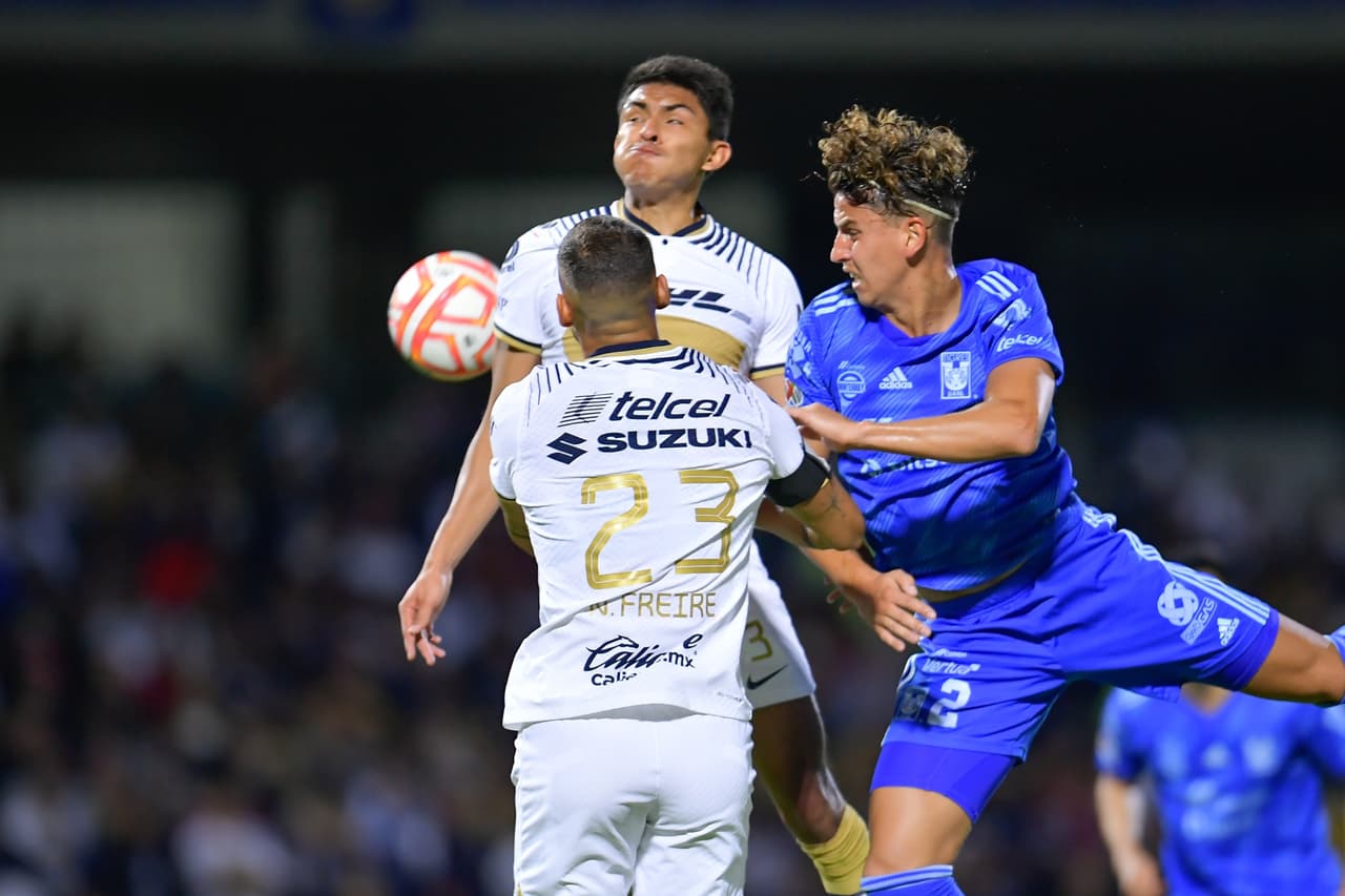 Tigres le empató sobre la hora a Pumas con gol de Gignac en partido adelantado de la Jornada 16 del Apertura 2022; Dinenno había adelantado a los universitarios.