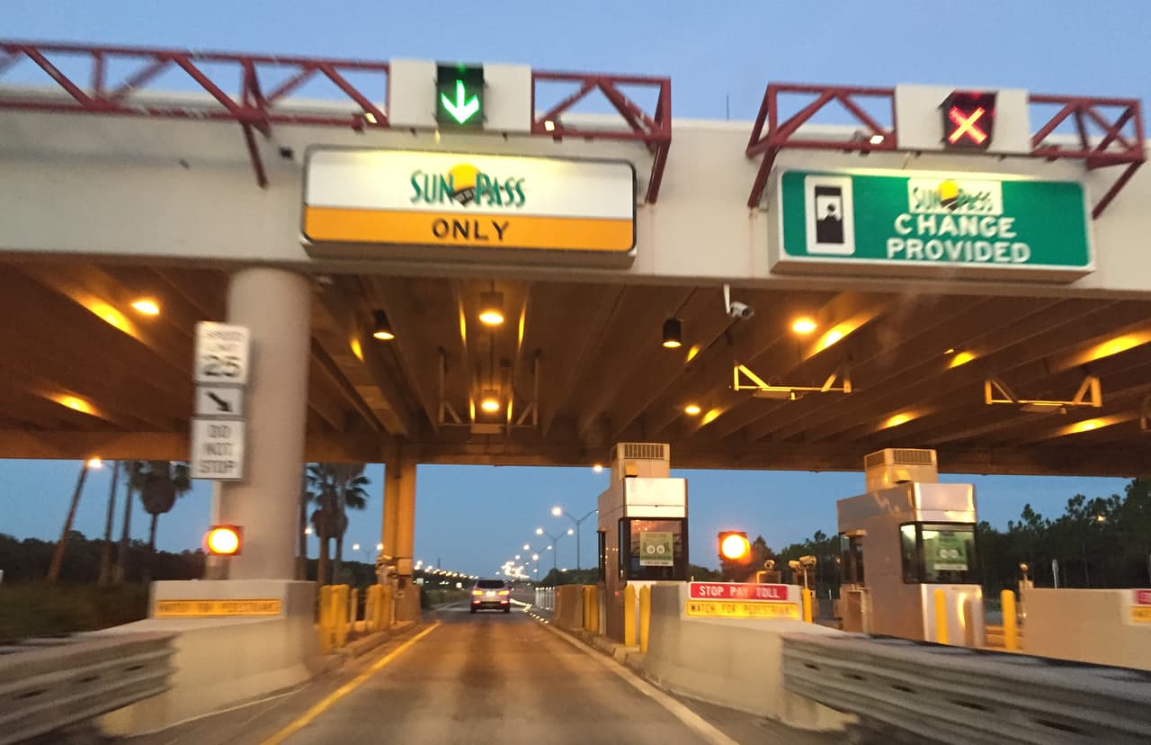 Autopista Selmon Expressway volverá a cobrar peaje a partir del sábado