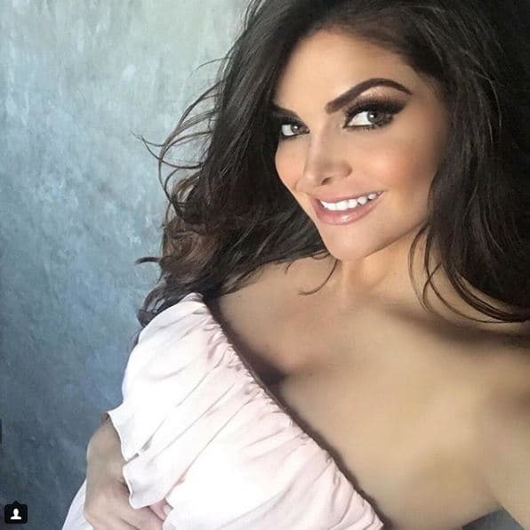 “Otra princesa viene en camino… De esas emociones que hacen que todo valga la pena”, escribió en una publicación para dar a conocer el sexo de la bebé, quien recibirá el nombre de Luciana.