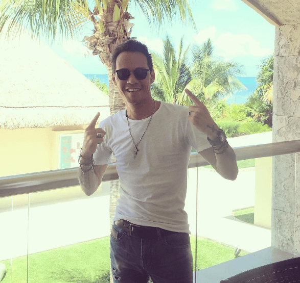 Los nominados no se quedan atrás, ya que si de moda se trata ellos saben perfecto cómo adquirir un estilo muy propio. El primero en la lista es Marc Anthony.