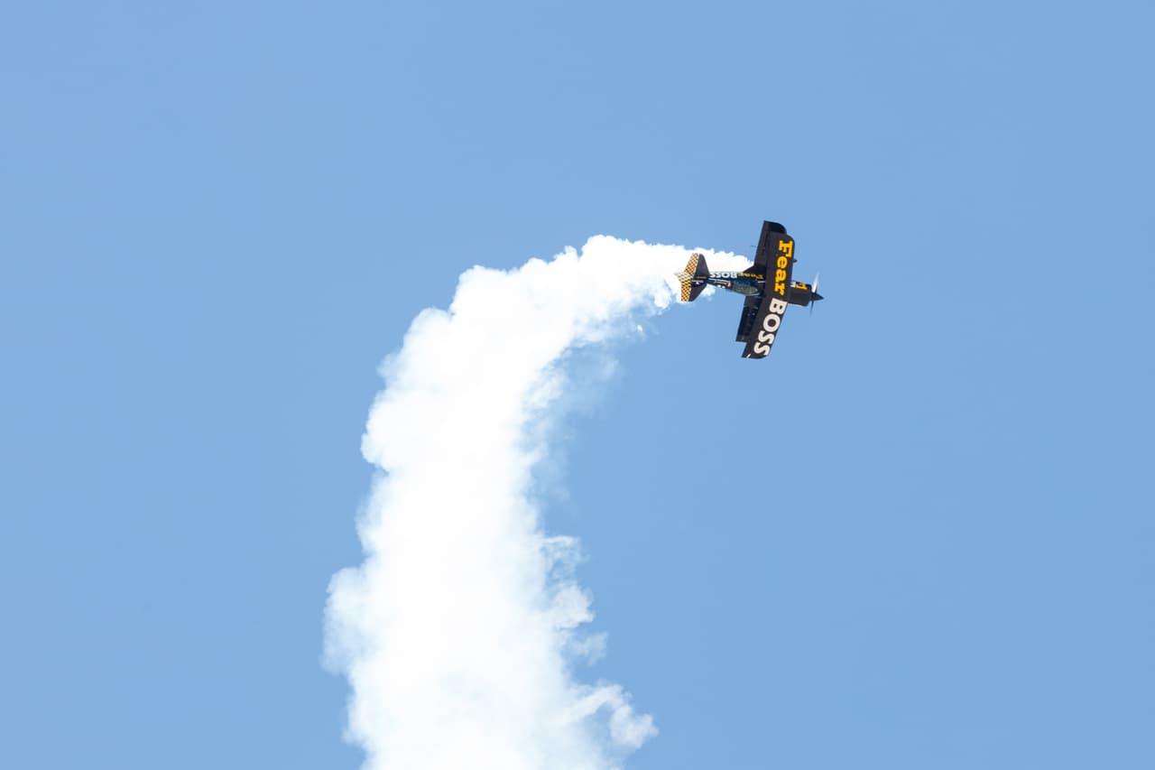 Ocho de los mejores espectáculos aéreos del país realizarán dos shows aéreos increíbles:Sábado 18 de febrero de 2:30 pm. a 5 pm.Domingo 19 de febrero de 1:30 pm. a 4 pm.