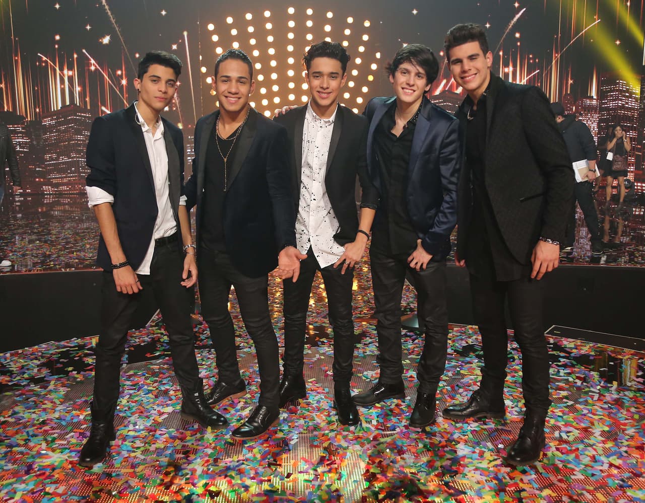 Se han ganado nuestros corazones con su carisma y talento. Christopher, Erick Brian, Joel, Zabdiel y Richard, son los jóvenes integrantes que conforman 
<b><a href="http://www.univision.com/temas/cnco">CNCO</a></b>.