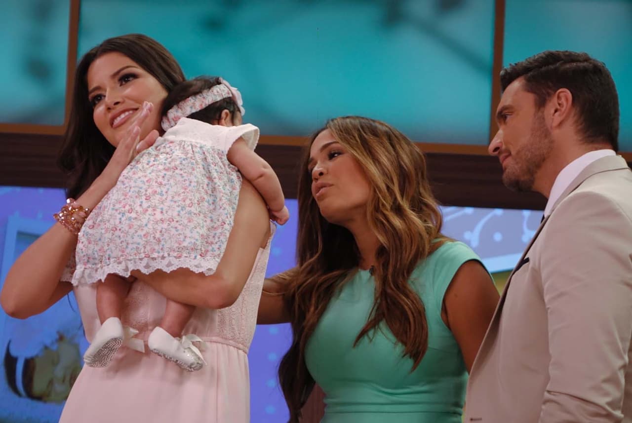 Parece que no solo Ana muere de amor por esta bebé. ¡La tía estaba encantada!