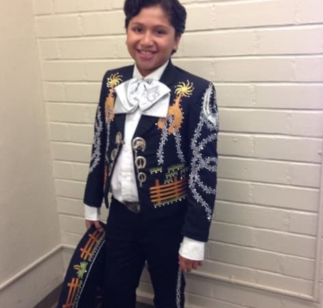 Anthony se considera un niño privilegiado, pues gracias al apoyo de sus padres ha logrado sus metas y su máximo sueño es llevar la música regional mexicana por todo el mundo.