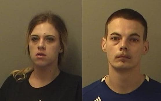 La pareja está detenida y se les ha fijado una fianza de $50,000 a cada uno.