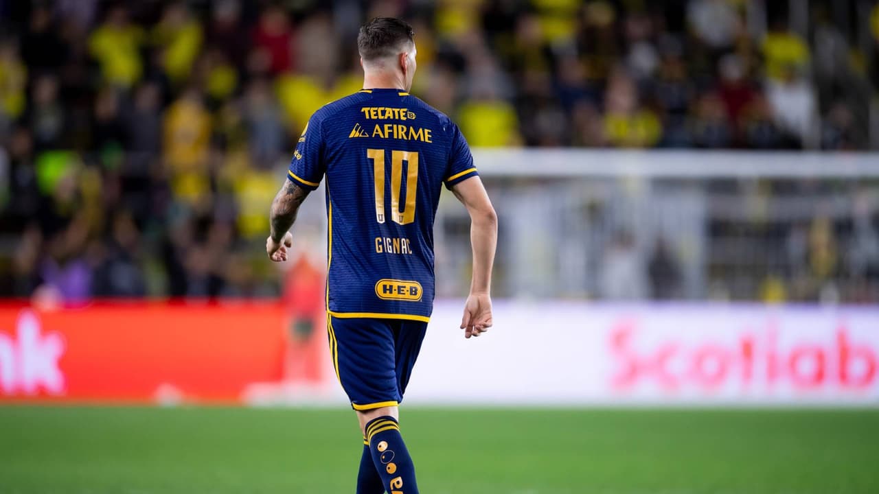 Gignac luce nuevo look con Tigres ante Columbus Crew
