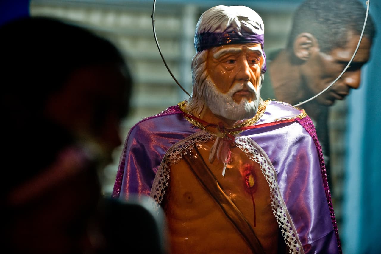 Y es que las personas de estas fechas suelen ser extremistas, indecisas, algo egoístas y exagerados, pero en general tratan de ser lo más comprensivos, justos y honestos posibles, dando argumentos positivos, optimistas y que ayuden a los demás en su camino.