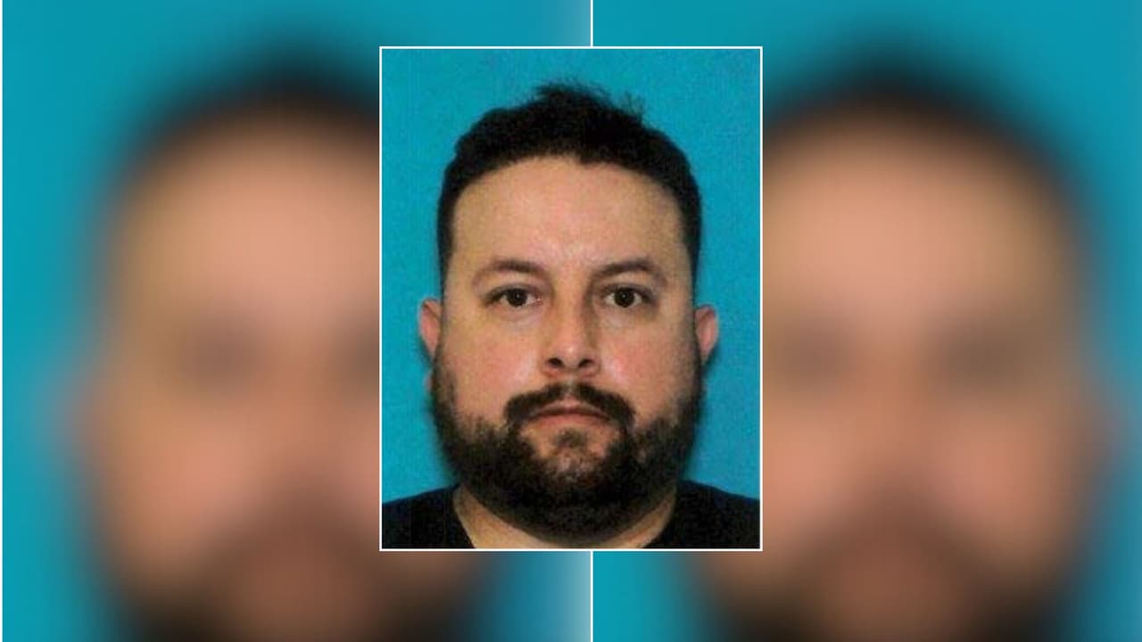 Oficial de CBP en Illinois es acusado de agresiones sexuales y robos a mujeres en suburbios de Chicago