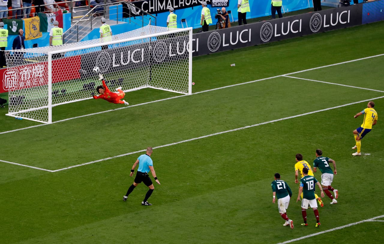 107.- Andreas Granqvist (Suecia) al minuto 62 (penalti). México 0-2 Suecia.