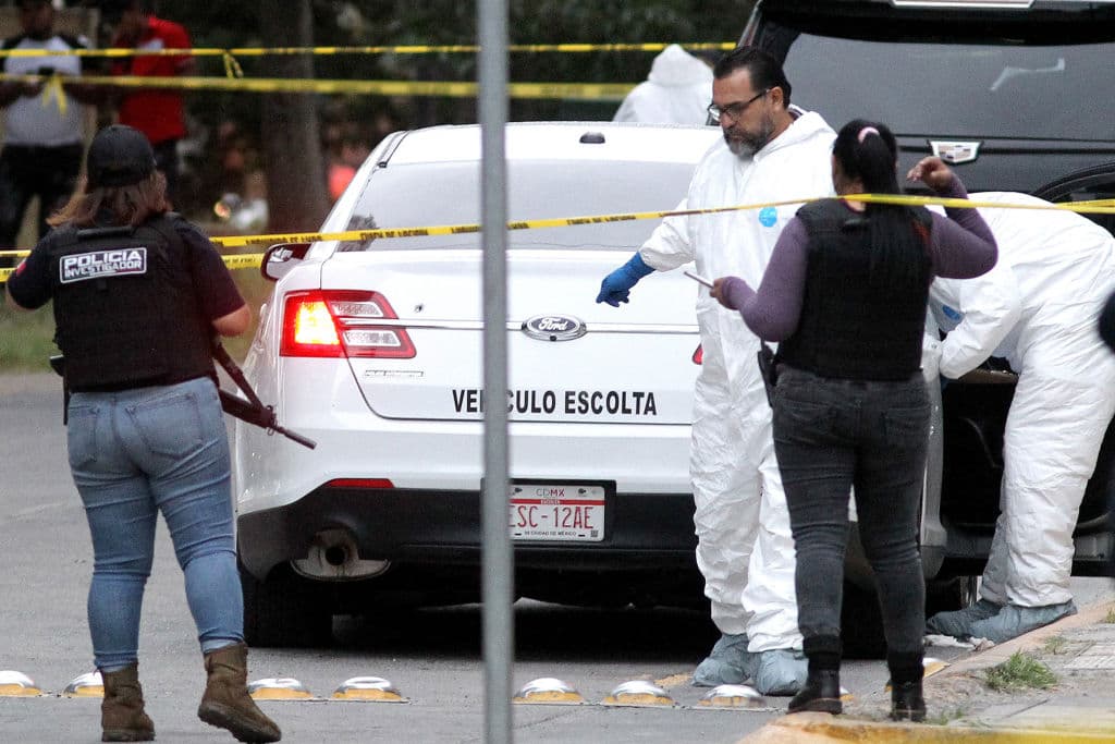 Pánico en un centro comercial en México tras desatarse una balacera que deja un muerto y varios heridos