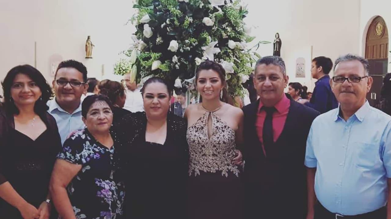 En el 2018 su hija Zaira Deyanira Estrada Díaz se graduó como Ingeniero en Biotecnología en la misma ciudad.