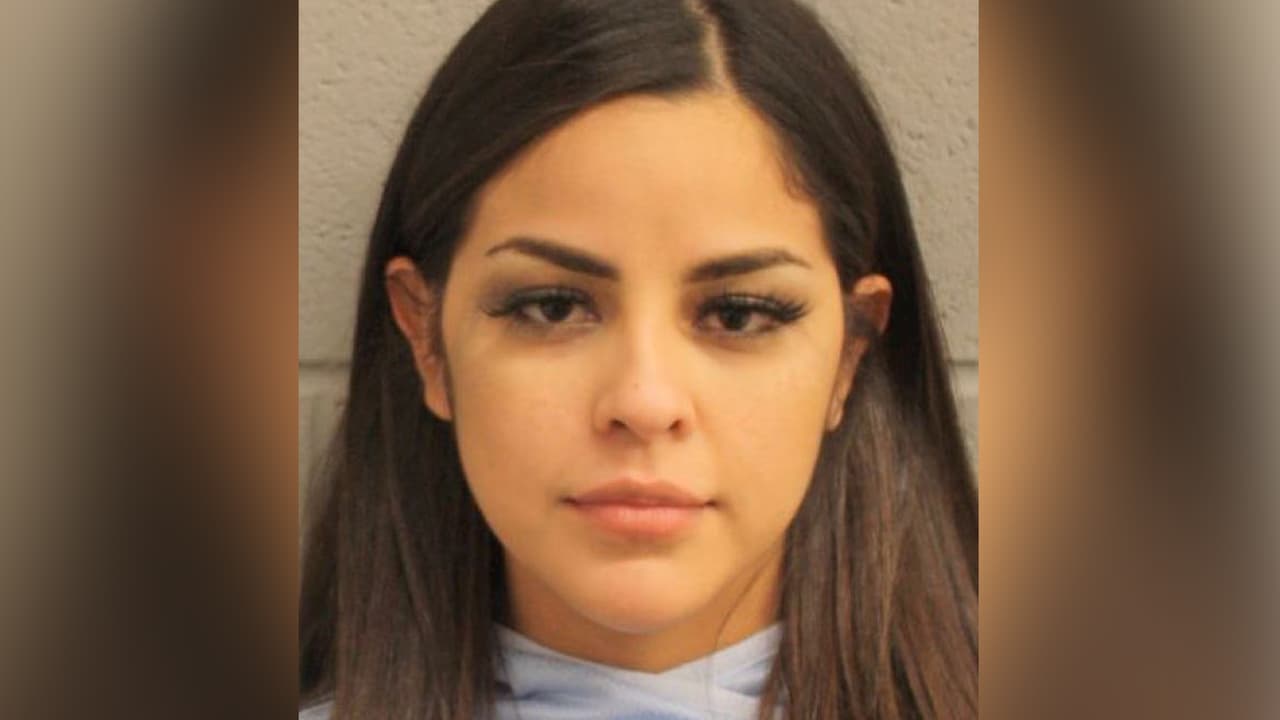 Gabriela Rodriguez, fue arrestada y se le fijó una fianza de 100 dólares.