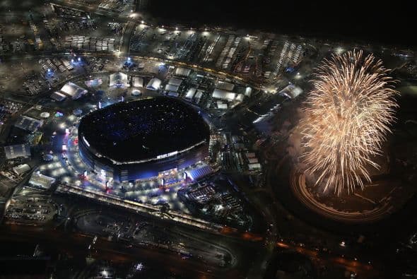 La combinación entre el mayor espectáculo deportivo de Estados Unidos y la Gran Manzana atrajo a la ciudad a cientos de miles de aficionados y permitió un sinfín de actividades y fiestas paralelas.