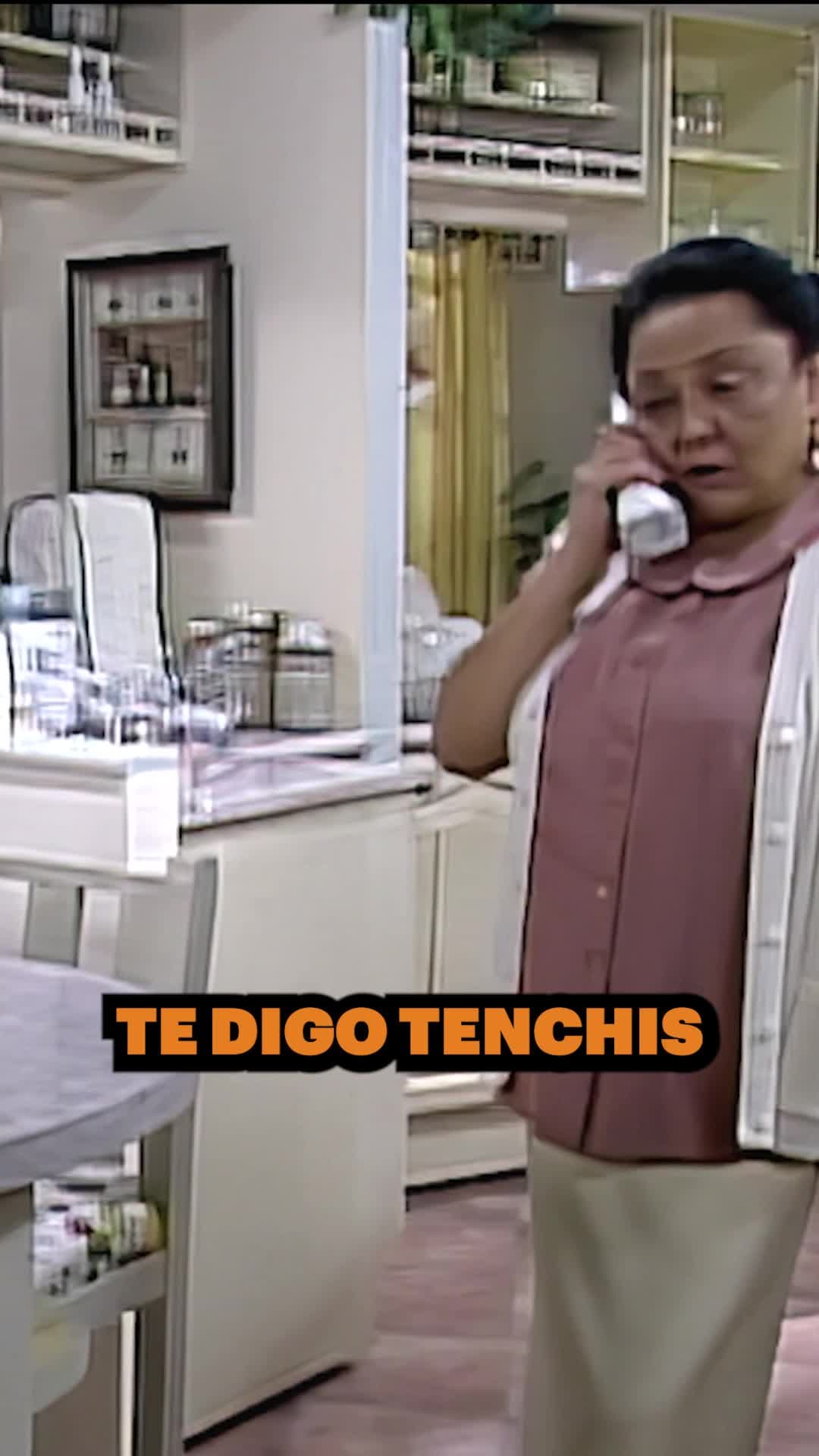 Jovita esconde que sigue en comunicación con Lucía