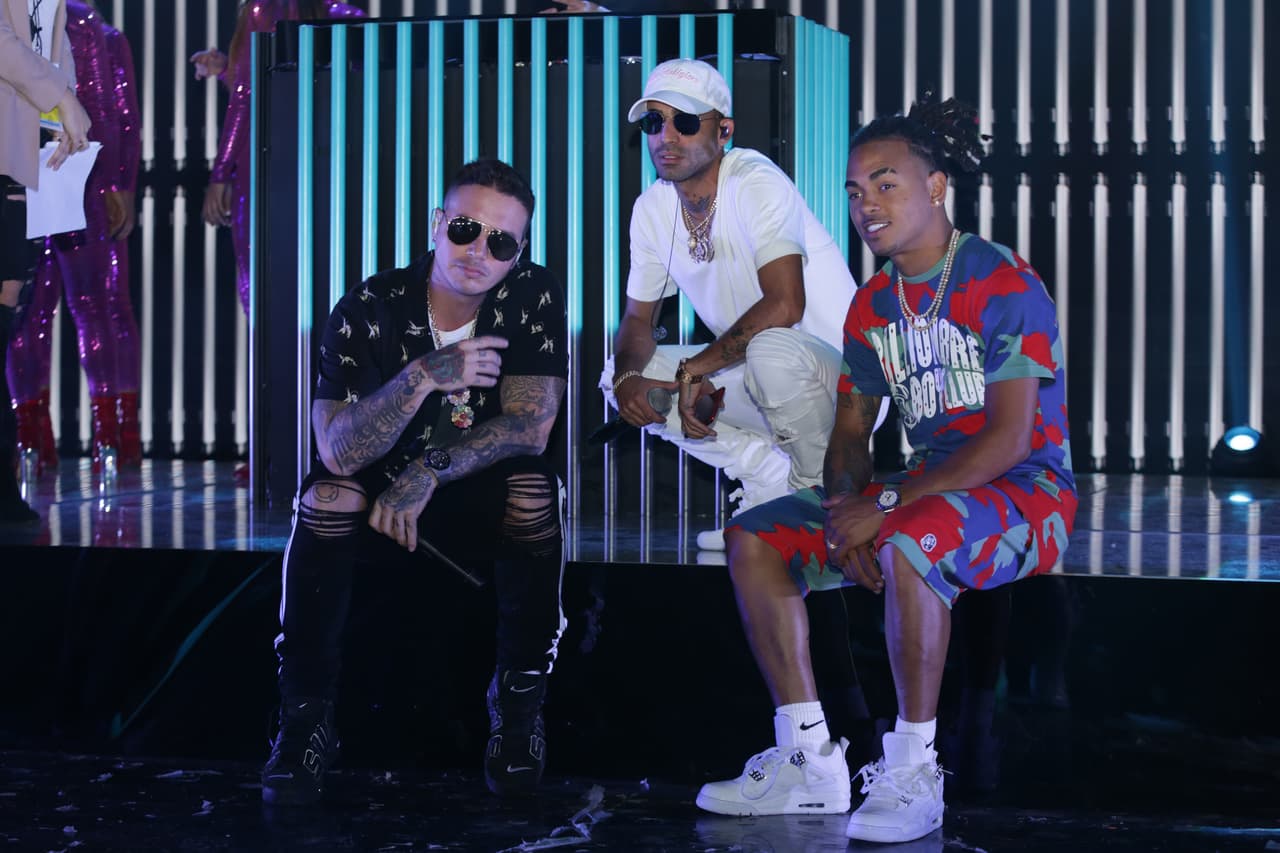 J Balvin, Ozuna, Arcángel y Chris Jeday en los ensayos de Premios Juventud.