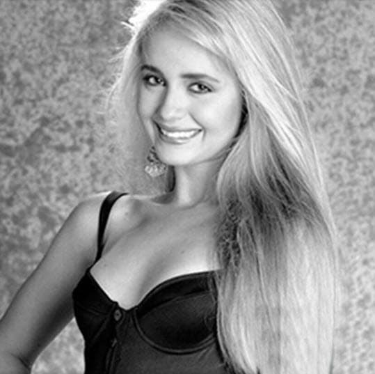 Gaby Spanic estudió actuación en el Centro de Investigación Teatral Luz Columba y, a la par, comenzó su carrera en el modelaje. En esta fotografía tenía apenas 17 años y ya realizaba sus primeros trabajos.