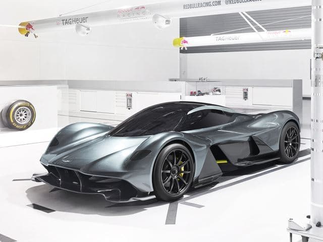 El Aston Martin RB-001 llegará a las 250 millas por hora