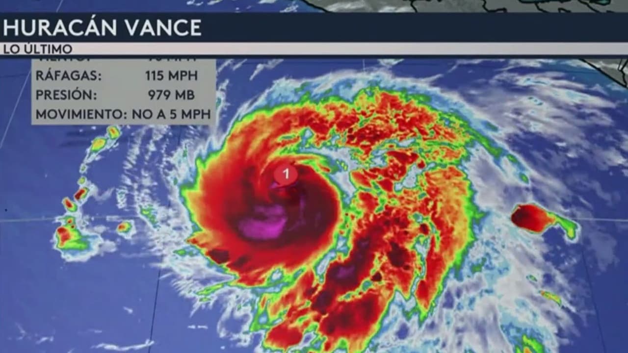 Alerta en México por el huracán Vance: Podría intensificarse a categoría 3; se acerca a costas del Pacífico
