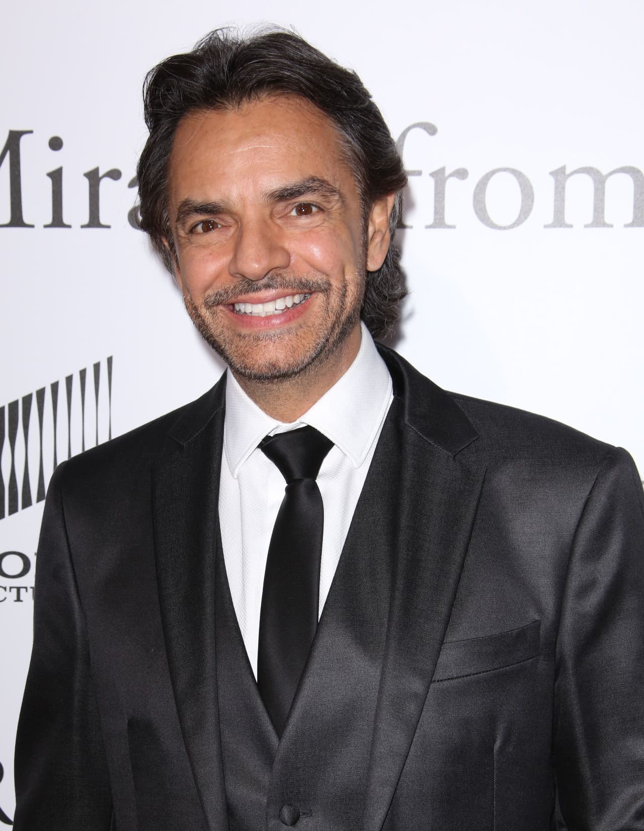 Eugenio estaba muy feliz, nada podía borrar la sonrisa de su rostro.