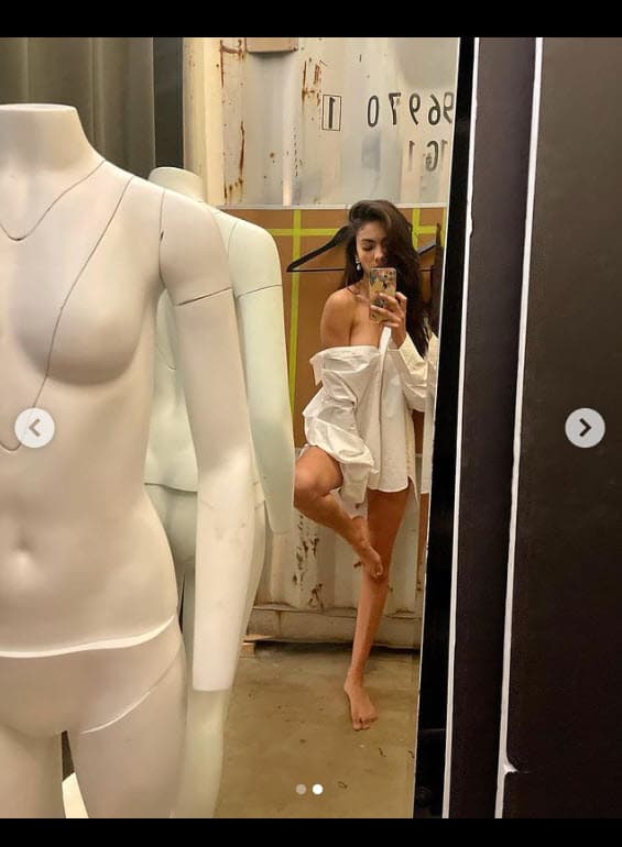 Pertenece a dos reconocidas agencias de modelos con base en la ciudad de Nueva York y Miami. 
<br>