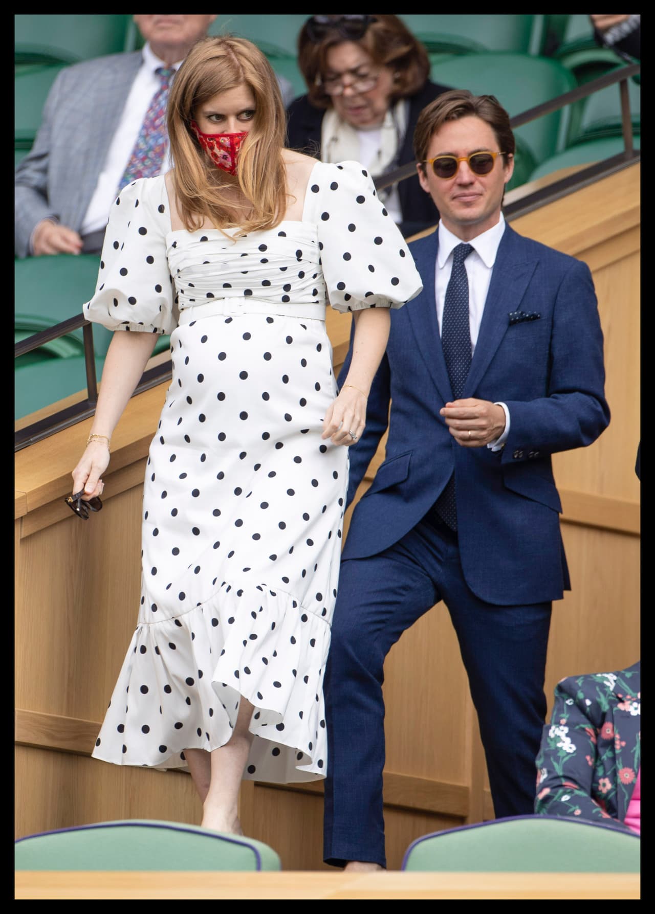 A casi un año de su boda, la princesa Beatrice, de 32 años, dejó ver su pancita de embarazo durante el torneo de tenis en Wimbledon que se realizó este 8 de julio.