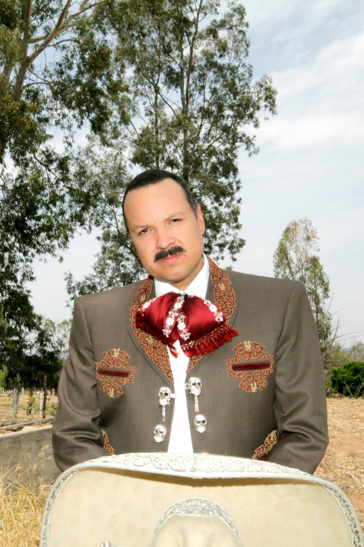 Gracias a su talento ha ganado varios reconocimientos y por ello ocupa un lugar muy especial en la escena musical.