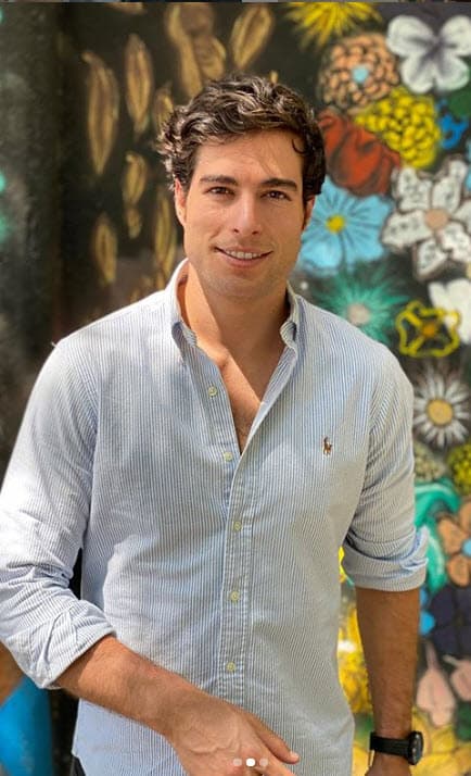 “Por ejemplo yo, con respecto a los departamentos que tengo en Estados Unidos, le dije a los inquilinos que si no tenían trabajo, no les estaban pagando, que no se preocuparan, que pagaran lo que pudieran y el resto lo íbamos prorrateando”, compartió.
<br>