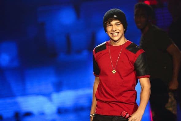 Este chico seguro se pondrá sus mejores galas para nuestra ceremonia.