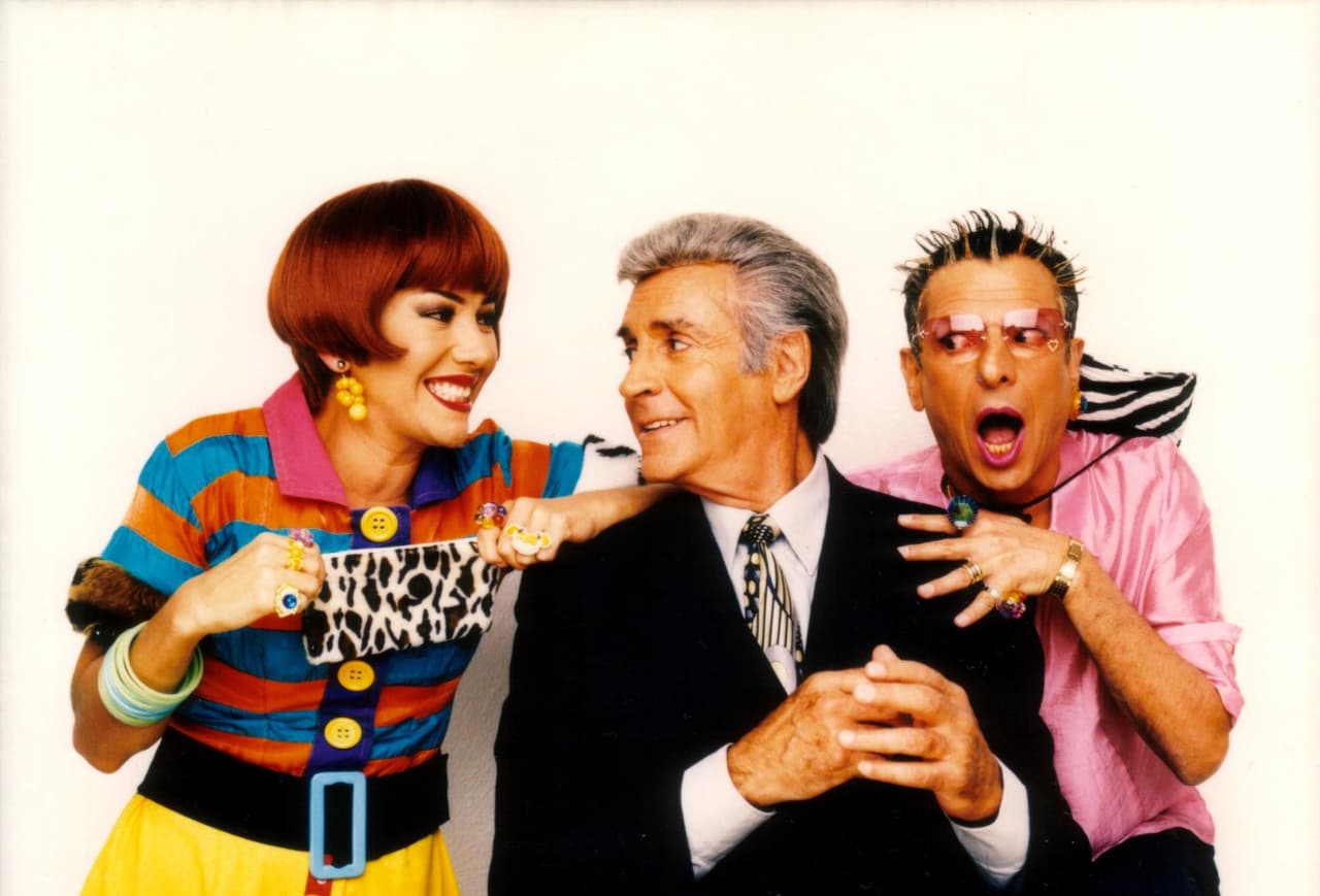 La estrella, que encarnó a Alberto en ‘Las vías del amor’, formó parte de ‘Diseñador a ambos sexos’, ‘Las tontas no van al cielo’ y ‘Soy tu dueña’, que contó con la participación de histriones como Lucero, Fernando Colunga, Gabriela Spanic y David Zepeda.